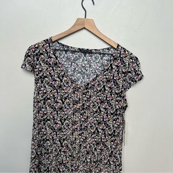 As U Wish Black Floral Romper Button Down Shorts Set Short Sleeve NWT Size Large - Picture 2 of 10